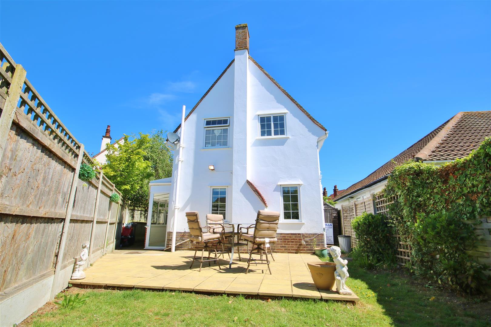 Greenway, FrintonOnSea Sheen's